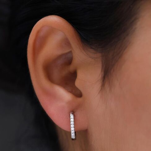 18K الذهب مطلي بالموسانيت Mini Huggie أقراط للنساء | 1.3mm moissanite diamond tiny Charilage Huggie Hoop أقراط | هدايا المجوهرات لها (0.16 CTTW) in Saudi Arabia
