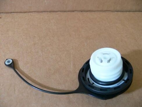 Land Rover Fuel Tank Cap Cap Discovery II 99-04 Range Rover 4.0 4.6 WLD500100 Eurospare in Saudi Arabia