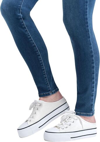 1822 Denim Women's Curvy 28" Silk Mid-Rise Ankle Skinny Jean in Saudi Arabia