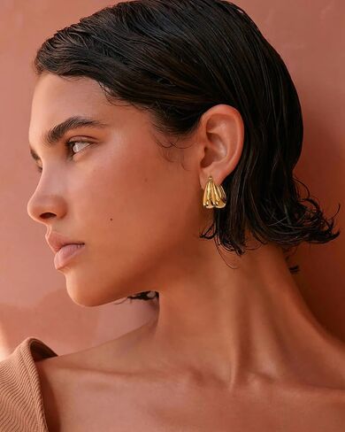Gold Hoop Earrings for Women 18K Gold Plated Hypoallergenic Stainless Steel Chunky Dual -Hoop Earrings Jewelry with Elegant Presentation Box in Saudi Arabia