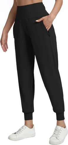 ركض النساء مع الجيوب السحاب in Kuwait