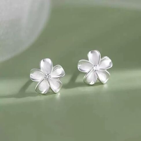 925 sterling Silver cubic Zirconia misedlist flower stud arcings ، المجوهرات اللطيفة والأنيقة مناسبة للارتداء اليومي ، هدية لها in Saudi Arabia