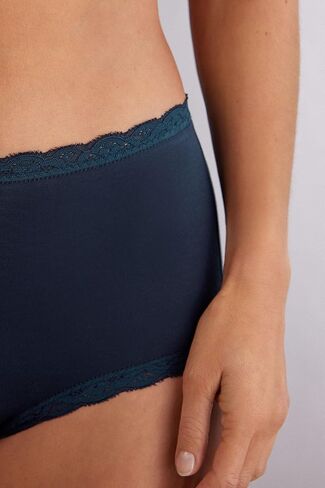 Woman's High Rise Cotton and Lace Hipsters in Saudi Arabia