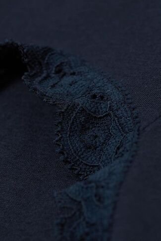Woman's High Rise Cotton and Lace Hipsters in Saudi Arabia