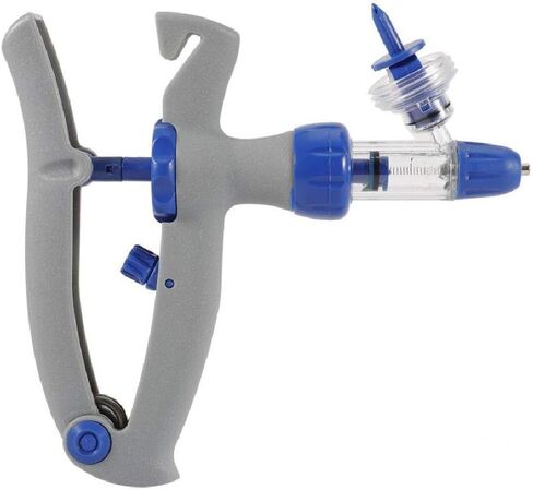 2ml/5ml Adjustable and Continuous Syringe Animal Injector Continuous Syringe Veterinary tool Cattle Syringe Gun Injector for Cattle Goat Pig in Saudi Arabia