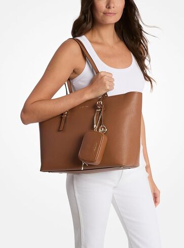Michael Kors Quinn Large Tote in Saudi Arabia