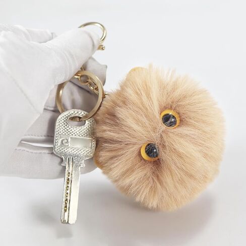 سلاسل مفاتيح Cat Pom Pom for Girls ، وملحقات سلسلة المفاتيح الرقيقة ، وسحر حقيبة ظهر غامضة للنساء in Kuwait