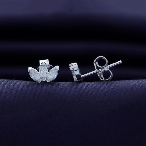 18K الذهب المطلي بالفضة الاسترليني Post Post أقراط Trinity Stud ، 0.60 قيراط (CTW) Moissanite Diamond 3-Stone Stud أقراط للنساء | هدايا المجوهرات العصرية لأقراط دفعها in Saudi Arabia