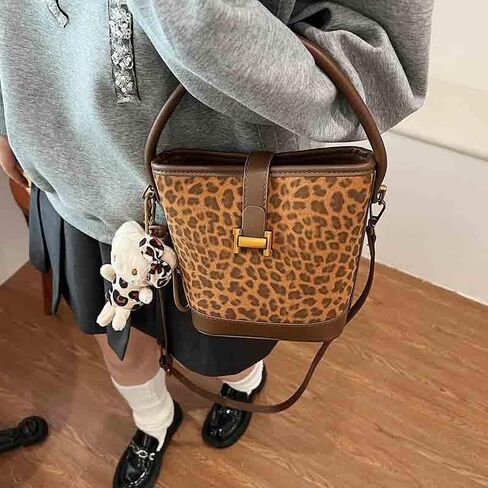 Women's retro niche leopard print crossbody bag suede bag versatile casual hand-held bucket bag in Kuwait
