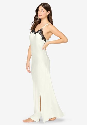 Amoureuse Plus Size Ruffle Lace Gown in Saudi Arabia