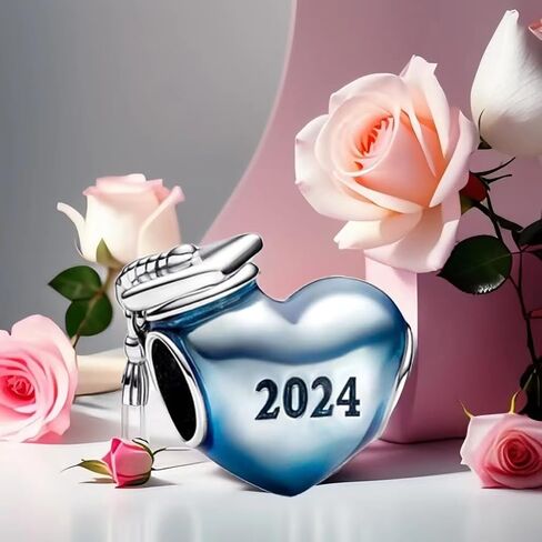 2024 قبعة التخرج دلايات البوم متوافقة مع باندورا أساور الذهب حلية القلب مجوهرات التخرج هدية لحفيدة in Saudi Arabia