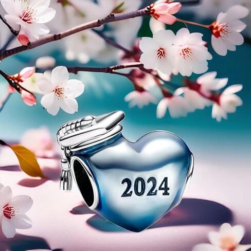 2024 قبعة التخرج دلايات البوم متوافقة مع باندورا أساور الذهب حلية القلب مجوهرات التخرج هدية لحفيدة in Saudi Arabia