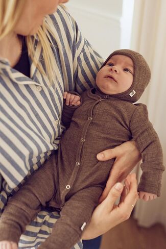 Müsli Organic Cotton Rib Bodysuit with Reversible Feet, Baby Sweater with Front Snap Closure, Warm Baby Bodysuit, Unisex Baby Clothes, Gentle for Baby's Skin (Balsam cream, Preemie) in Saudi Arabia