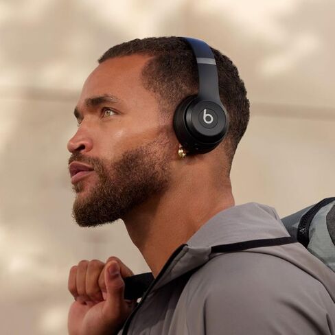 Beats Solo 4 - سماعات Bluetooth اللاسلكية على الأذن ، Apple & Android متوافقة ، تصل إلى 50 ساعة من عمر البطارية - أبيض دافئ (متجدد) in Saudi Arabia