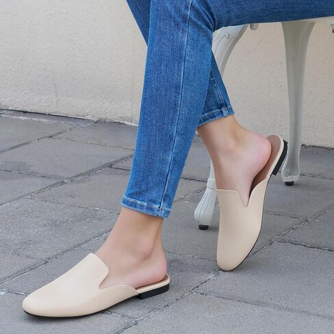 أحذية عمل البغال النسائية: فستان مريح أسود زلة على شقق للمشي في الهواء الطلق الداخلي in Kuwait