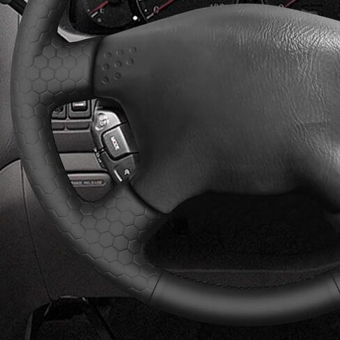 Mewant Pu Leather Hand Hand Tritched Care Cover To Toyota Tacoma 2001-2004 / Tundra 2001-2002 / Sequoia 2001-2002 / Toyota Hilux 2001-2005 in Saudi Arabia