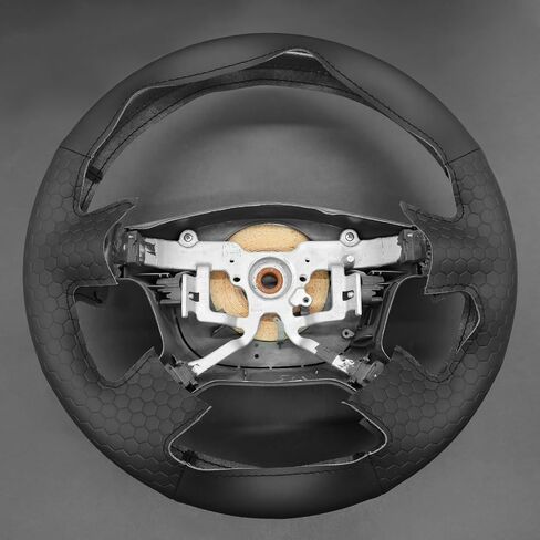 Mewant Pu Leather Hand Hand Tritched Care Cover To Toyota Tacoma 2001-2004 / Tundra 2001-2002 / Sequoia 2001-2002 / Toyota Hilux 2001-2005 in Saudi Arabia