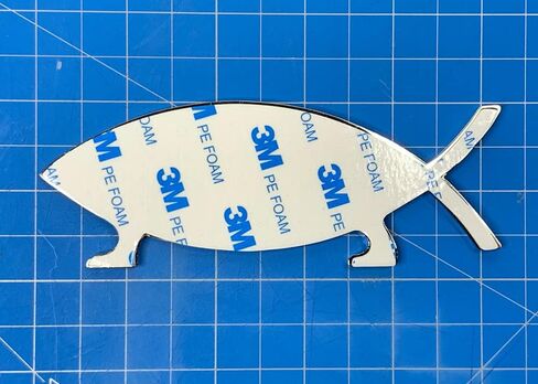 Metal Darwin Fish Car Emblem in Saudi Arabia