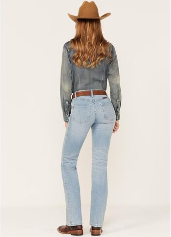 Wrangler Women's Light Wash Mid Rise Willow Diane Ultimate Riding Straight Jeans Blue in Saudi Arabia
