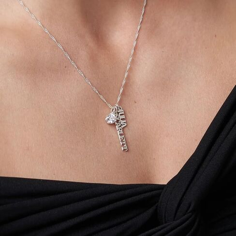 OAK & LUNA - Personalized Singapore Chain Name Necklace with Diamond Options in Saudi Arabia