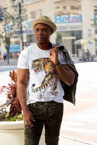 HEADS OR TAILS Mens Graphic T-Shirts w/Rhinestones, Skull Printed Bling Stone Studded, Slim Fit Knit Cool T Shirts for Men in Saudi Arabia