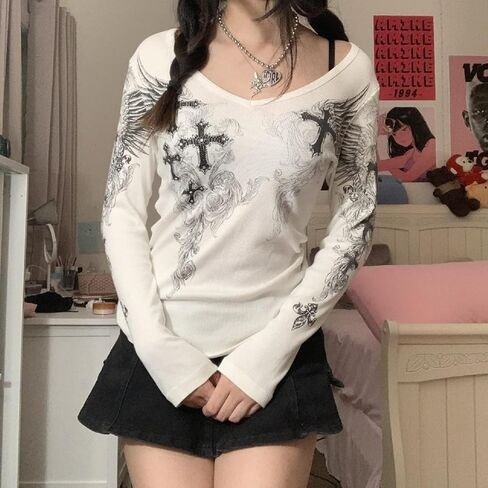 Women Grunge Clothes Y2K Long Sleeve Graphic Tees Vintage Gothic Aesthetic Tops Cute Teen Girls Shirts in Kuwait