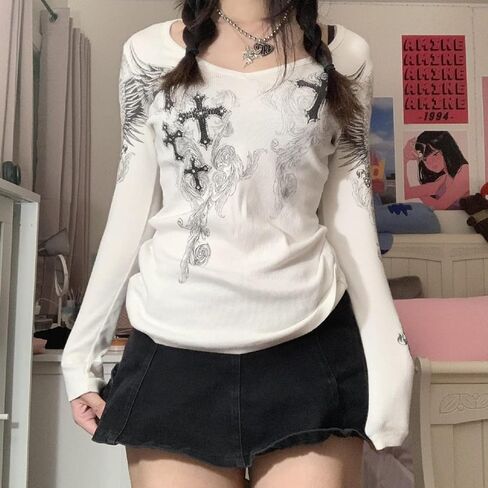 Women Grunge Clothes Y2K Long Sleeve Graphic Tees Vintage Gothic Aesthetic Tops Cute Teen Girls Shirts in Kuwait