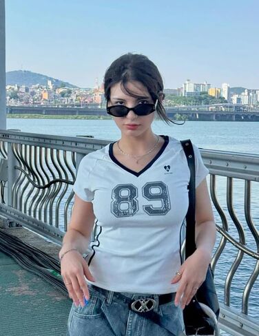 Aelfric Eden Womens Number Print Print V-neck Tee Streetwear Disual T Shirts Short Summer Tops Summer Tops in Kuwait