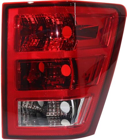 Garage-Pro Tail Light Compatible with Jeep Grand Cherokee 2005-2006 Halogen Passenger Side CH2801159 in Saudi Arabia