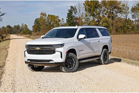 Rough Country 2" N3 Lift Kit for 2021-2024 Chevy/GMC Tahoe/Yukon - 11230 in Saudi Arabia