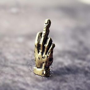 Brass Hand Erect Middle Finger Erect Statue Copper Hand Pocket Statue Decoration Home Desk Decoration in Saudi Arabia