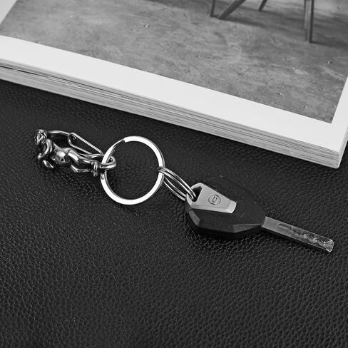 HZMAN Stainless Steel Men's Keychain Universal Heavy Duty Key Holder Cool Gothic Skull Keychains for Car Motorcycle Key in Saudi Arabia