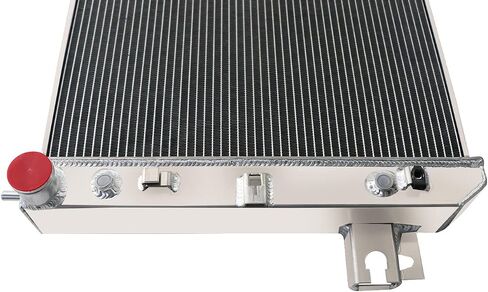 Radiator for 2002-2006 Jeep Liberty 3.7L V6 GAS 2003 2004 2005, 3 Row Aluminum Radiator in Saudi Arabia