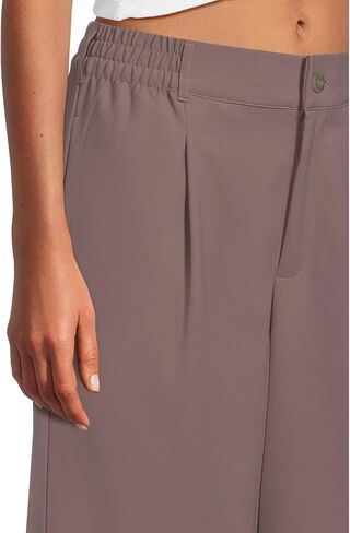 Beyond Yoga Women's Status Trousers in Saudi Arabia