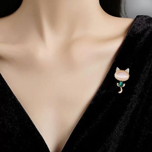Cute Rhinestone Cat Brooch Sparkly Gem Kitty Elegant Crystal Kitten Animal Lapel Pin Vintage Corsage Clothing Decor Badges Accessories Jewelry for Women in Saudi Arabia