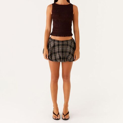 Women Y2K Shirred Tank Top Sleeveless Crewneck Frill Smocked Ruffle Crop Top Ruched Pelpum Going Out Tops in Kuwait