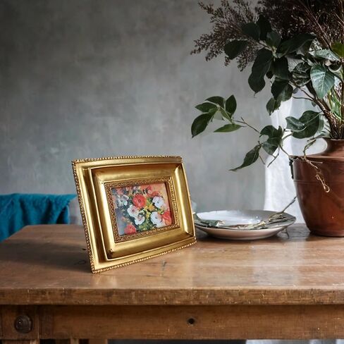 خمر 2.5x2.5 إطار صورة مصغرة - تصميم منقوش ذهبي عتيق ، شاشة طاولة أنيقة وجدار جدار لديكور المنزل العزيزة (قلب الذهب) in Kuwait