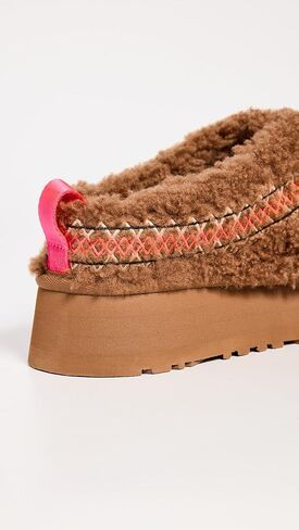 شبشب Tazz Ugg المجدول للسيدات من UGG in Saudi Arabia