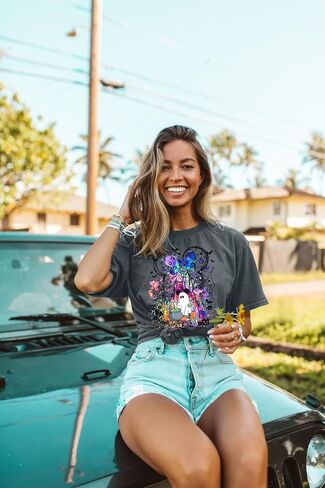 قمصان الشبح الهالوين: قميص المملكة السحرية نساء مضحكة سحرية القلعة T Shirt Spooky Season Halloween Short Sleeve Tees in Kuwait