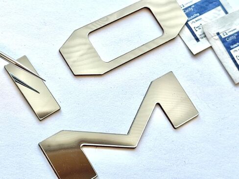 أحرف خلفية خلفية حمراء متوافقة مع TACO 2024-Up SelfadAdhesive ABS Plastics in Kuwait