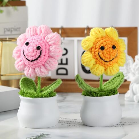 H&W 2PCS ابتسامة نابضة بالحياة كروشيه عباد الشمس الزهور الاصطناعية ، مثالية لمكتب مكتب لوحة القيادة والسيارة ، هدايا عيد ميلاد عيد الأم المثالية ، الساحرة (الذهبي والوردي) in Saudi Arabia
