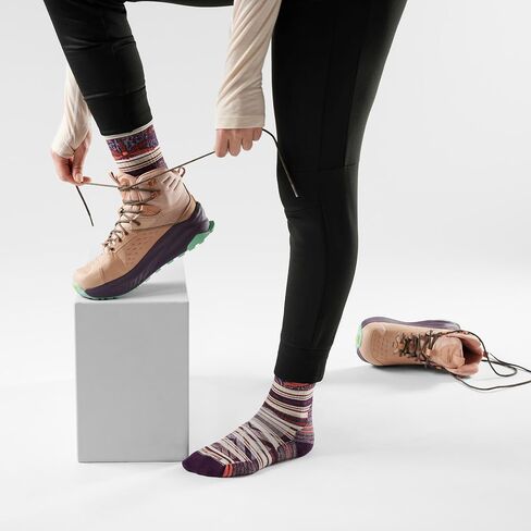 SmartWool Women's Women Women Cushion Dragon Dragon Schitch Mid Crew Socks in Kuwait