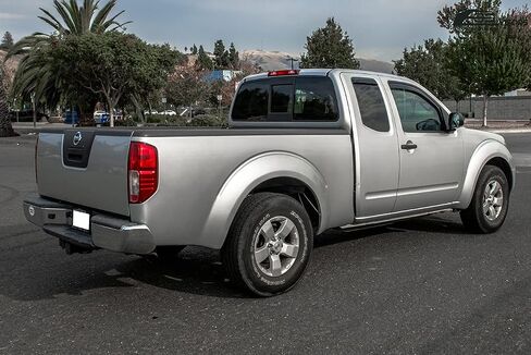 Extreme Online Store Replacement for 2005-Present Nissan Frontier Extended Cab | EOS Visors JDM in-Channel Style Smoke Tinted Side Vents Rain Guard Window Deflectors DWV-V84_DWV-V85 in Saudi Arabia