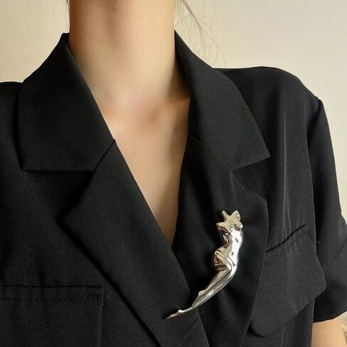 Sexy Female Human Body Sculpture Brooch for Women Girlfriend Fashion Lapel Pin Corsage Badge Elegant Dress Accessories Personalized Exquisite Unique Party Jewelry for Wife Mom Art Decoration in Saudi Arabia