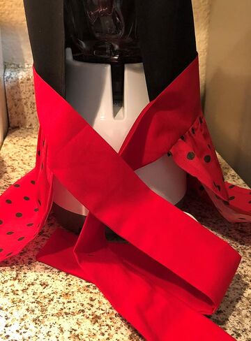 Dust Cover for OSTER. -Design: Strawberry/Red-Black Dots. - Blender dust cover- Ribbon to tie a bow. in Saudi Arabia