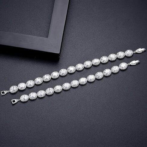 14K Gold Square Moissanite Bracelet, Refined Design for Formal Wear, Adjustable Fit in Saudi Arabia