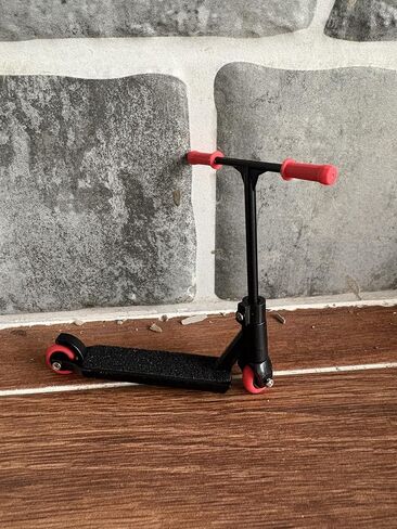 Metal Finger Scooter Alloy Pro Finger Stunt Scooter-Solid Metal fingerscooter in Saudi Arabia