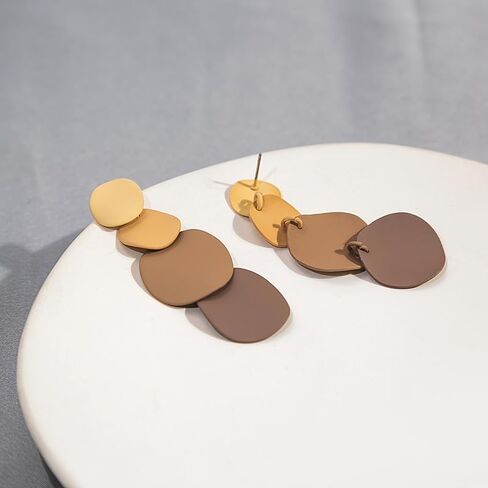 Round Acrylic Dangle Earrings Boho Lightweight Geometric Statement Resin Disk Drop Earrings Round Piece Tassel Stud Earrings for Women Summer Beach Jewelry in Saudi Arabia
