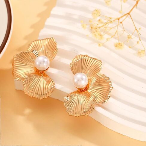 Gold Statement Big Textured Flower Pearl Earrings, Bohemian Chunky Large Petal Floral Pearls Metal Drop Stud Earring Party Ear Jewelry Gift for Women in Saudi Arabia