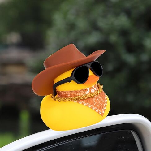 Wonuu Dashboard Decoration Hat Hat Rubber Rubber Duck ، حلي البط مع Mini Colorful Hat Necklace Sunglaces Diarf (Brown) in Kuwait